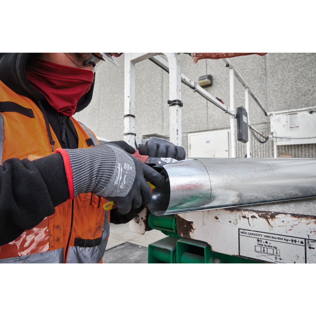 Rękawice_odporne_na_przecięcia_-_wersja_zimowa_-_poziom_ochrony_E_Milwaukee_Winter_Cut_E_Gloves_-_7/S_-_1pc_1