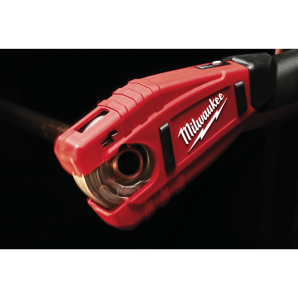 M12™_Subkompaktowy_obcinak_do_rur_miedzianych_Milwaukee_C12_PC-0_1