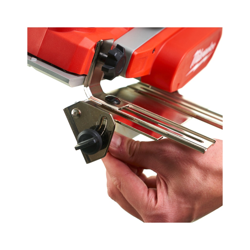 M18™_Strug_Milwaukee_M18_BP-402C_5