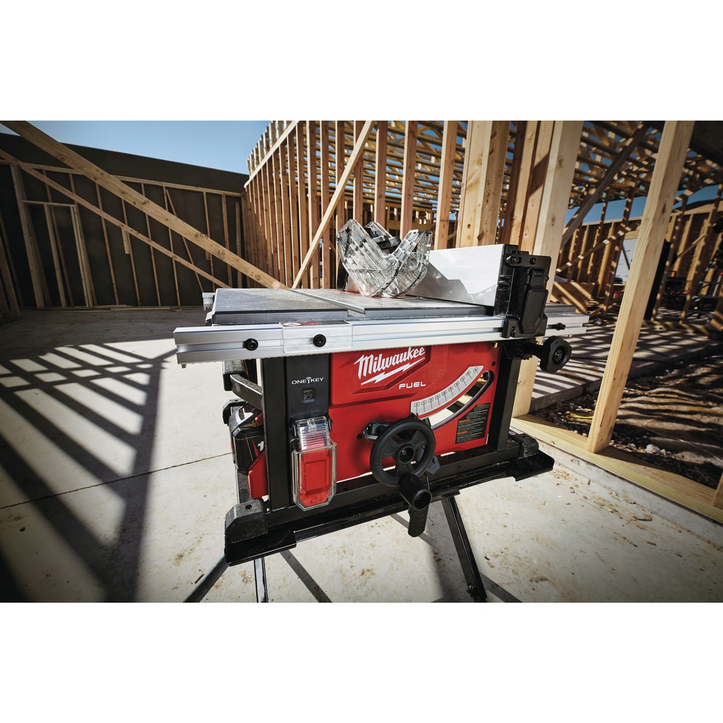 M18_FUEL™_ONE-KEY™_Stołowa_pilarka_tarczowa_Milwaukee_M18_FTS210-121B_7