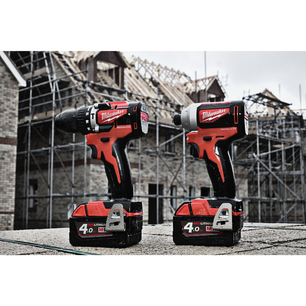 M18™_KOMPAKTOWY_BEZSZCZOTKOWY_POWERPACK_Milwaukee_M18_CBLPP2B-502C_2