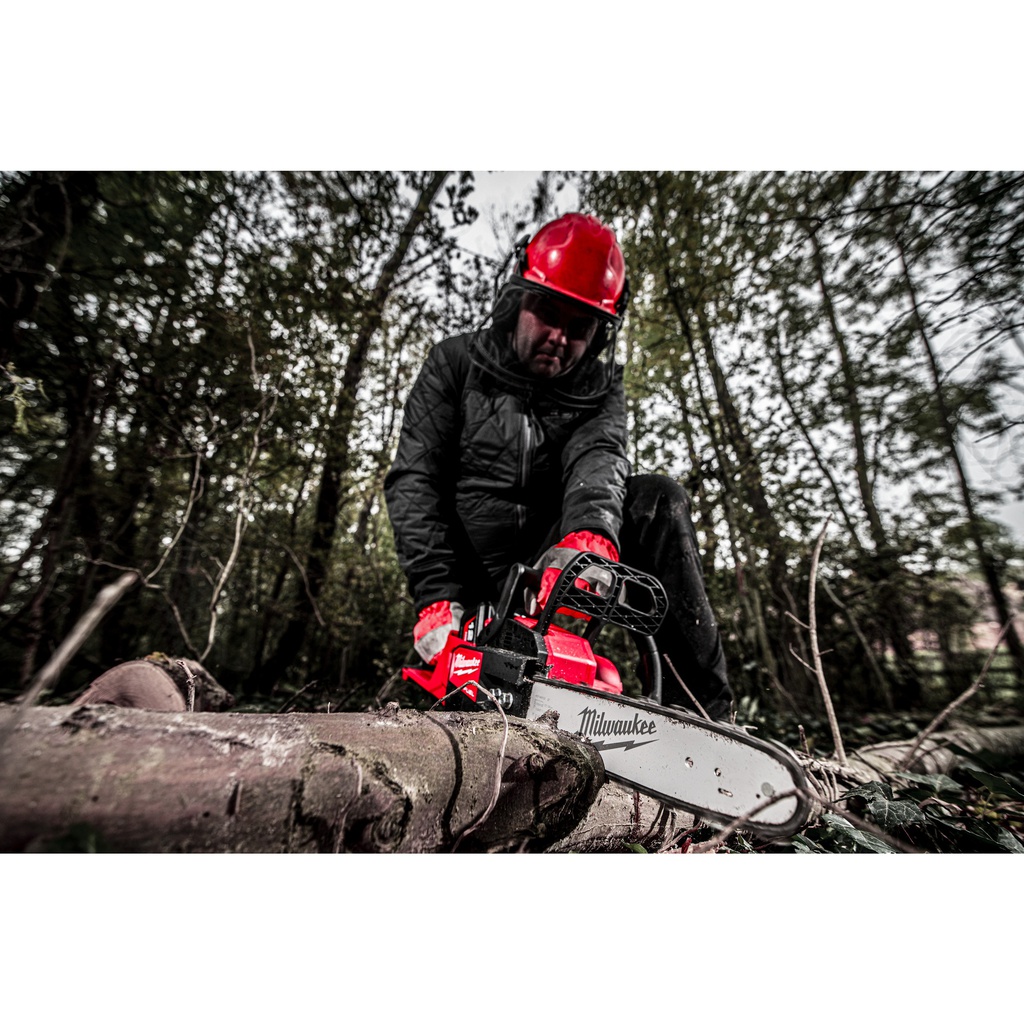 M18_FUEL™_Pilarka_łańcuchowa_30_cm_Milwaukee_M18_FCHSC-121_14