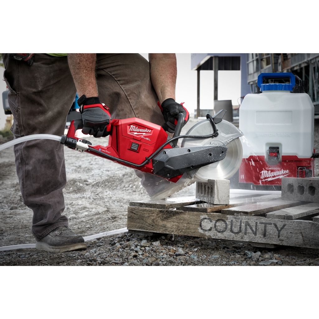M18_FUEL™_Przecinarka_230_mm_Milwaukee_M18_FCOS230-121_19