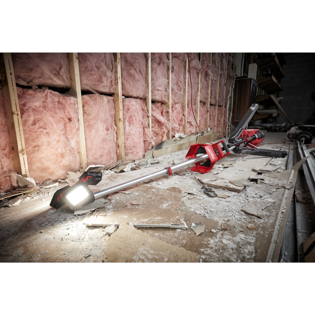 M18™_Mocna_lampa_stojąca_z_ładowarką_Milwaukee_M18_HOSALC-0_5