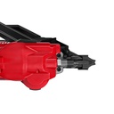 M18_FUEL™_Gwoździarka_34°_z_funkcją_wbijania_pojedynczego_Milwaukee_M18_FFNS-502C_10