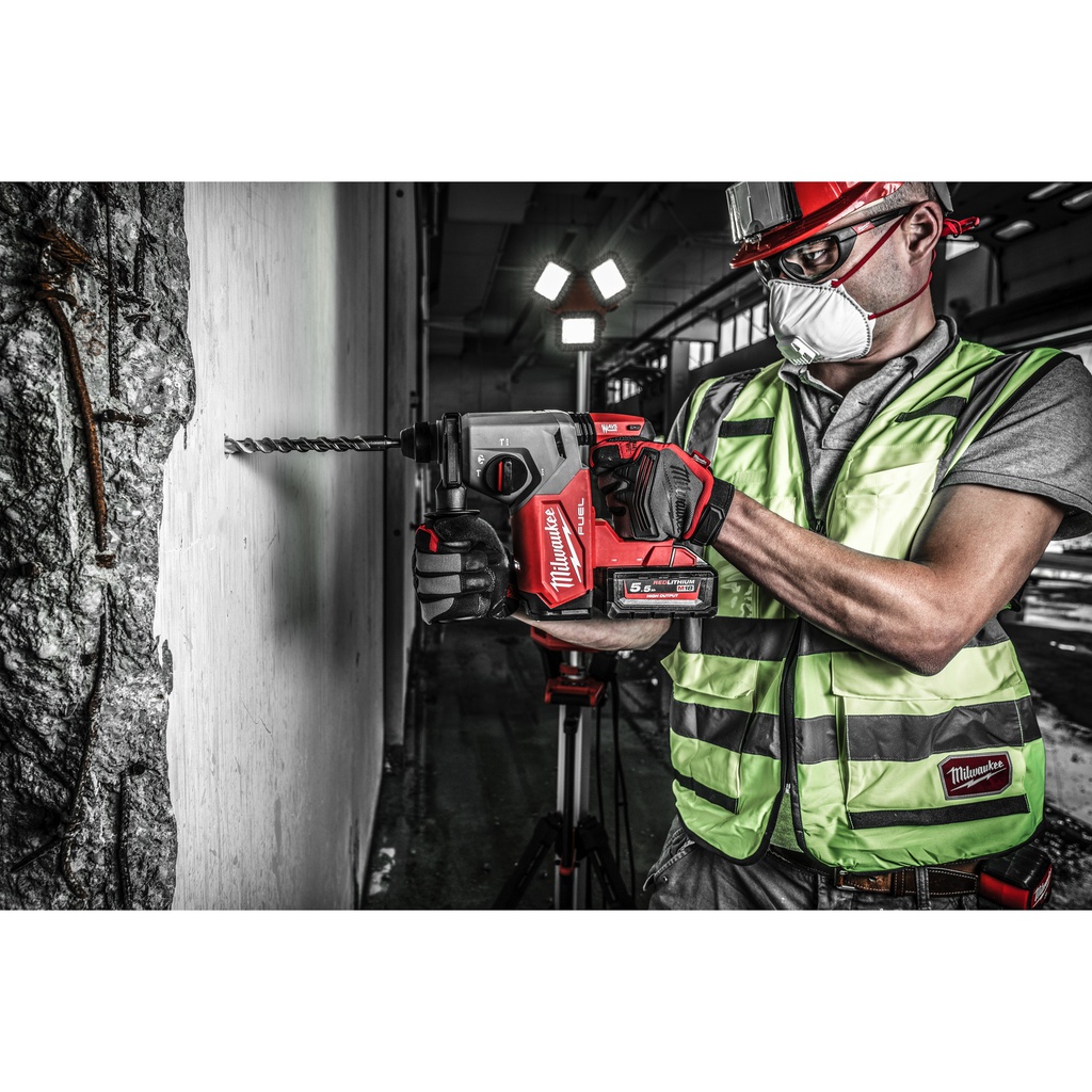 M18_FUEL™_młotowiertarka_26_mm_SDS-Plus_z_4_trybami_pracy_Milwaukee_M18_FH-0X_2