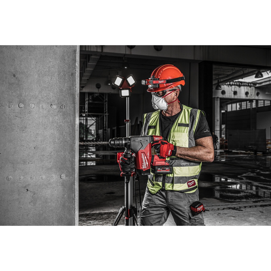 Wysokowydajny_młot_M18_FUEL™_z_4_trybami_32_mm_SDS-Plus_z_uchwytem_ONE-KEY™_i_FIXTEC™_Milwaukee_M18_ONEFHPX-0_1